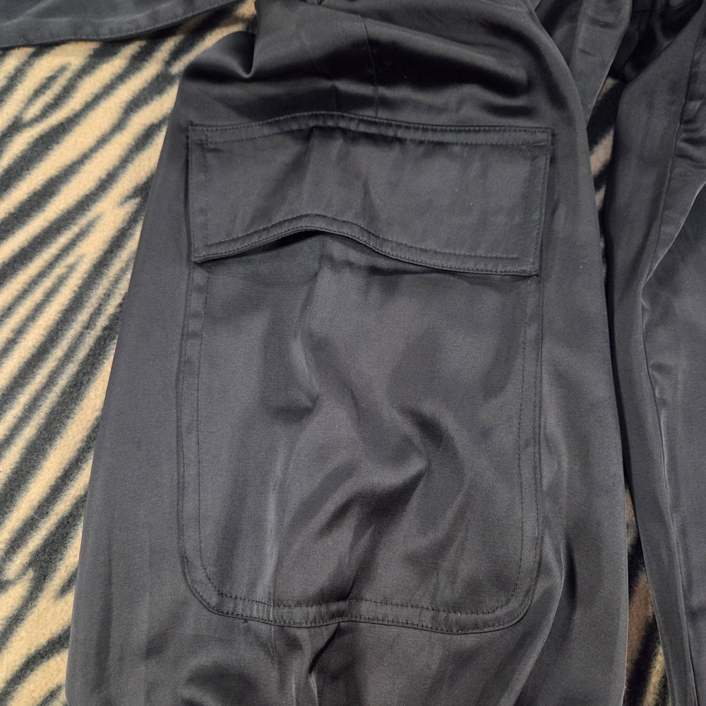 Abercrombie & Fitch Black Satin Belted Wide Leg Cargo Pants Size 30/10 - Picture 8 of 10